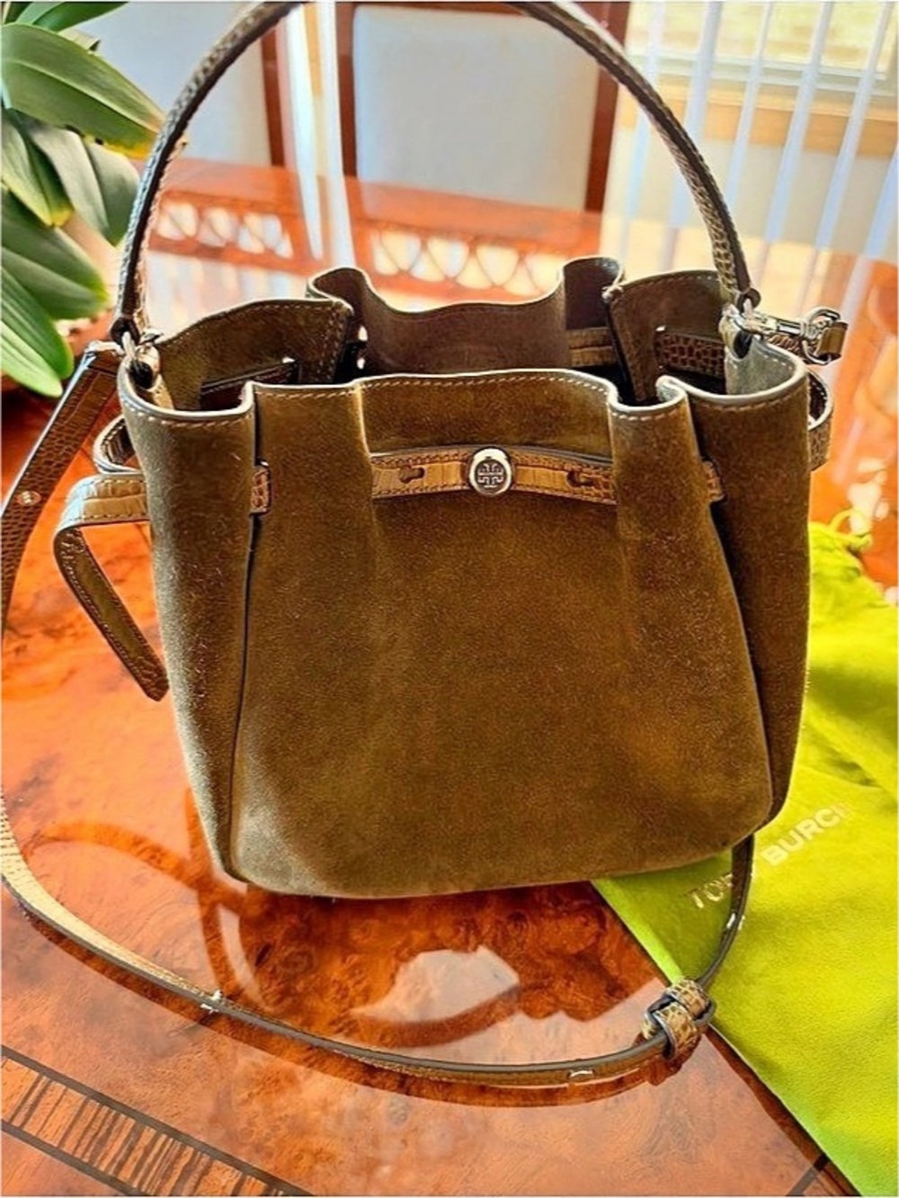 Tory Burch Romy Suede Bucket Bag Brown Suede Shoulder Bag